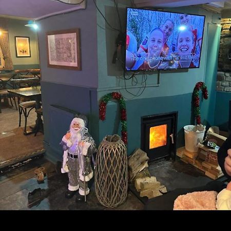 Kings Head 호텔 Chacewater 외부 사진